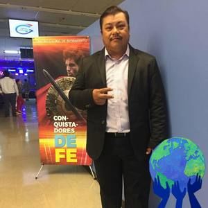 Meet your Posher, Felipe